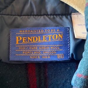 100 % Virgin wool -Portland Oregon